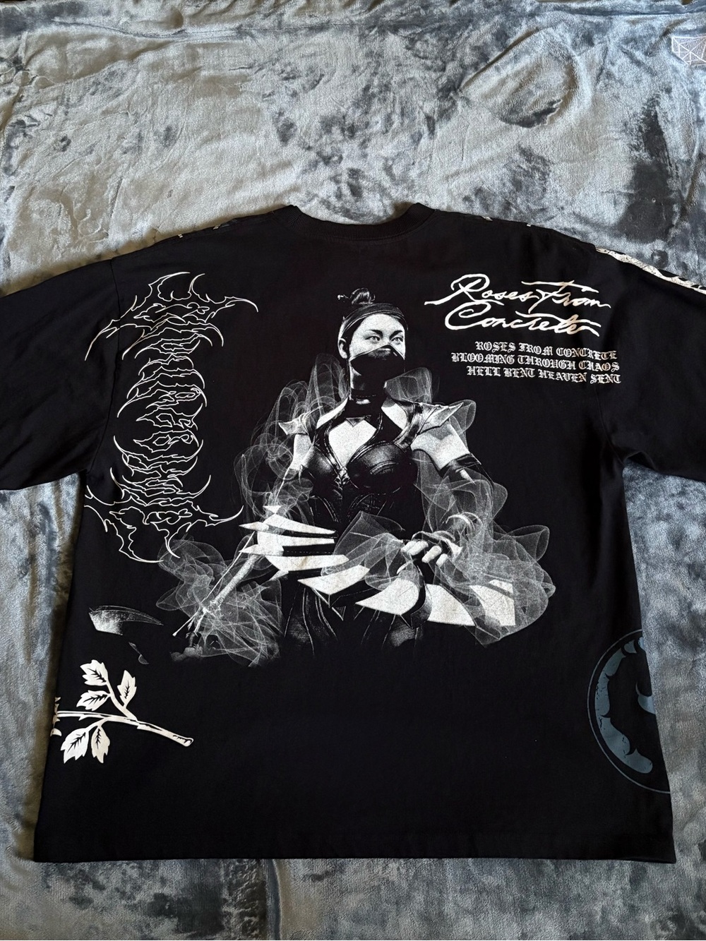 Civil Regime x Mortal Kombat Kitana XL oversized tee